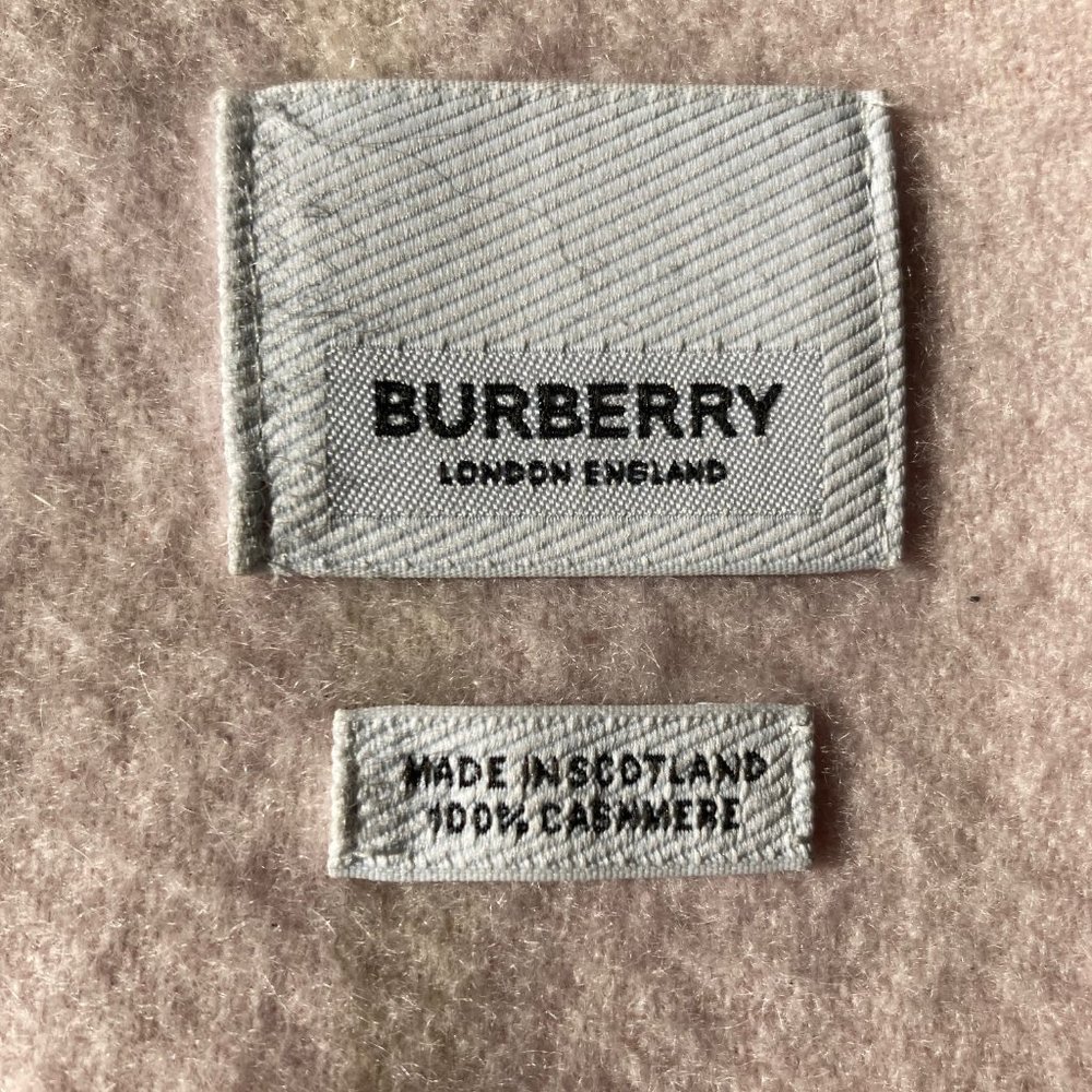 Burberry - Classic Check Cashmere Scarf - Picture 3 of 3